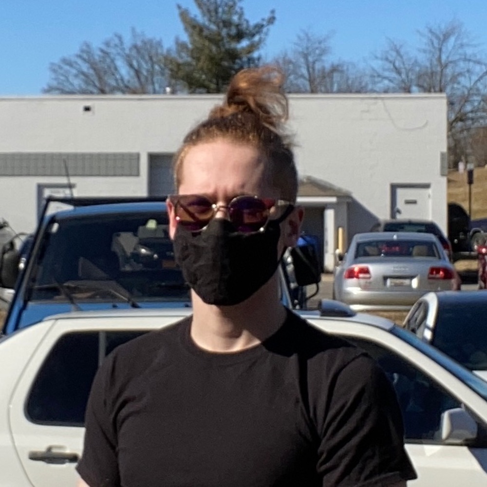 Meet your Posher, Riley